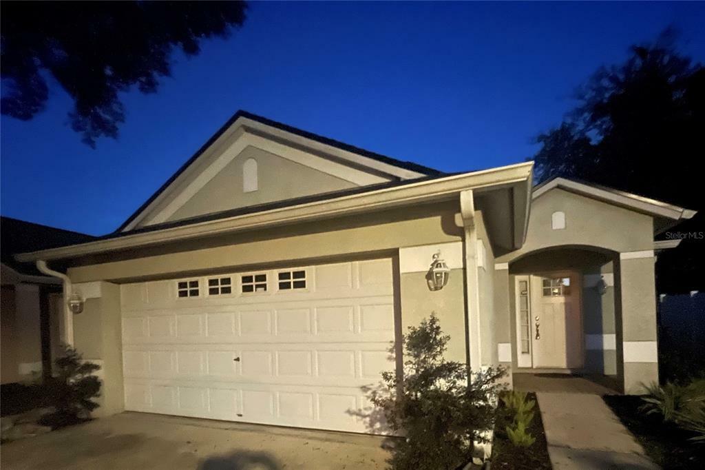 Property Photo: 11104 N Elsinore Court FL 33569