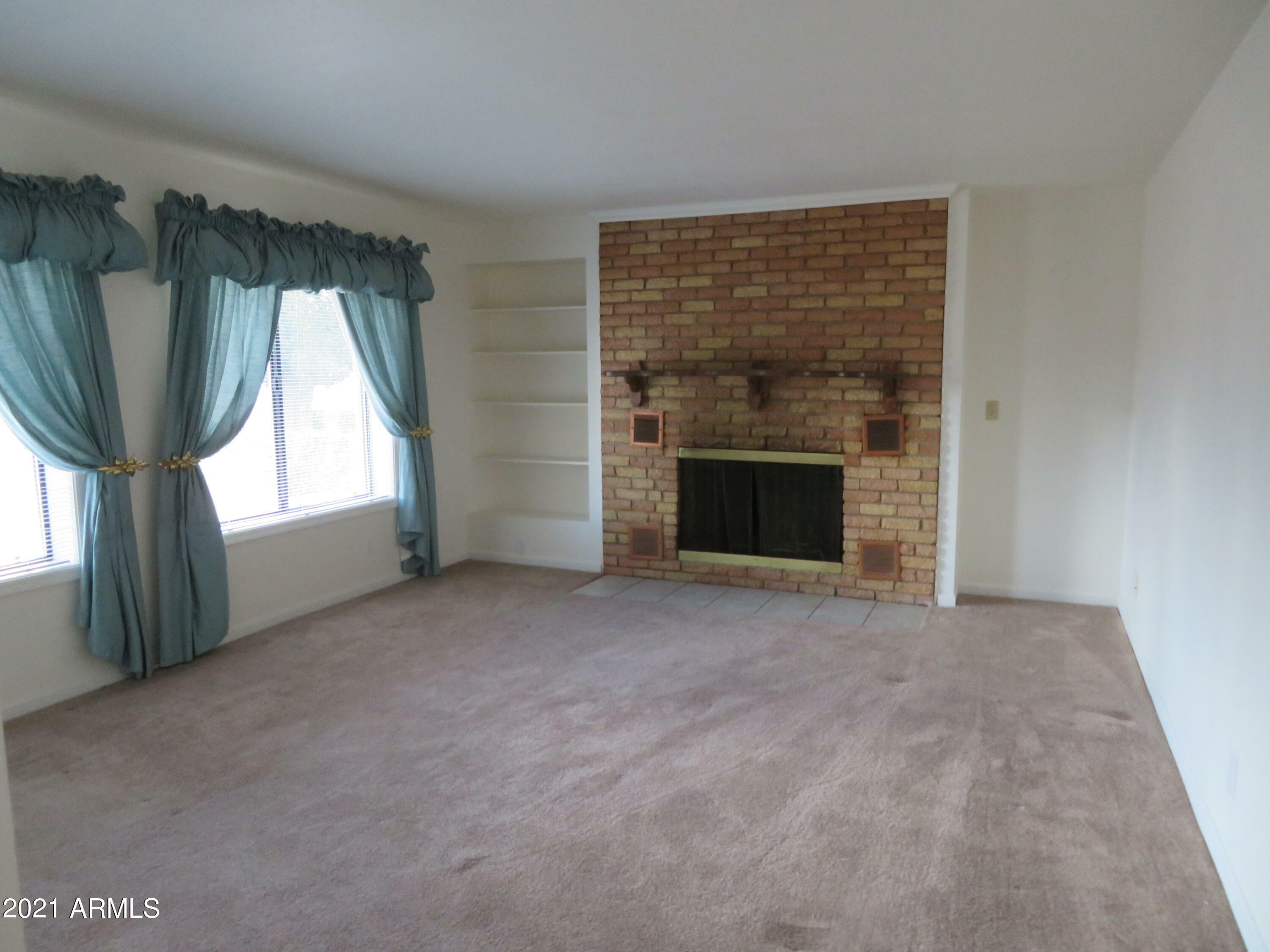 Property Photo: 118 Mountain View Avenue AZ 85603
