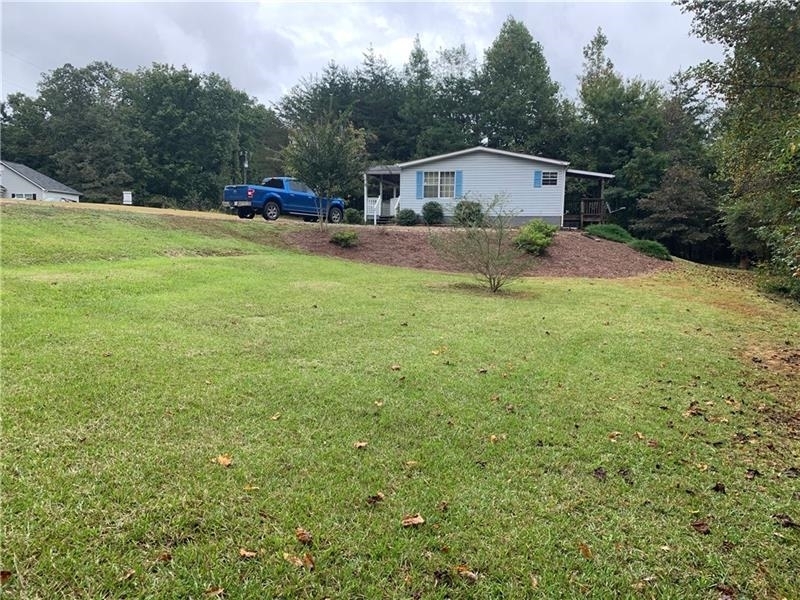 Property Photo: 524 Pink Williams Road GA 30533