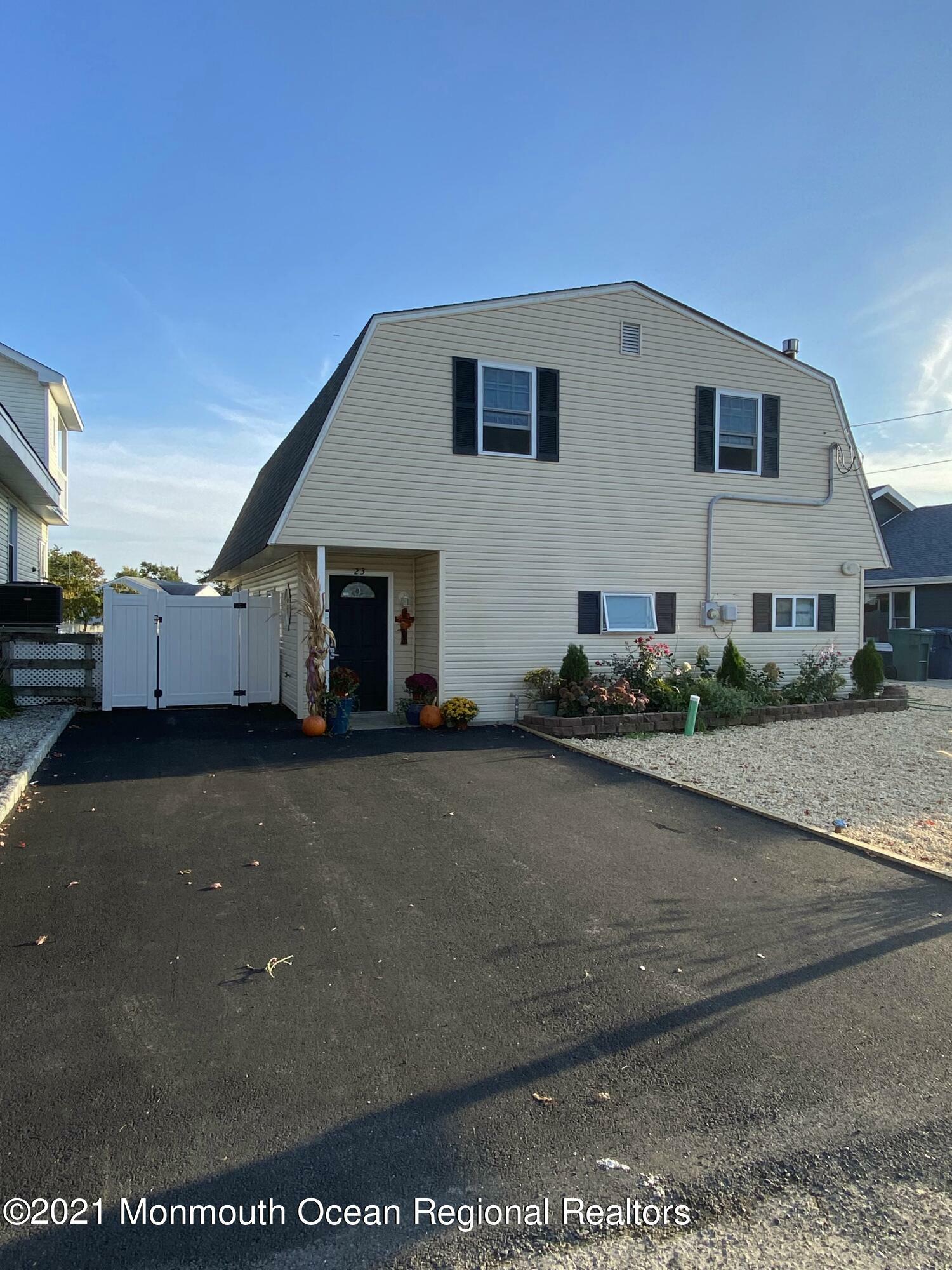 Property Photo:  23 W Sail Drive  NJ 08087 