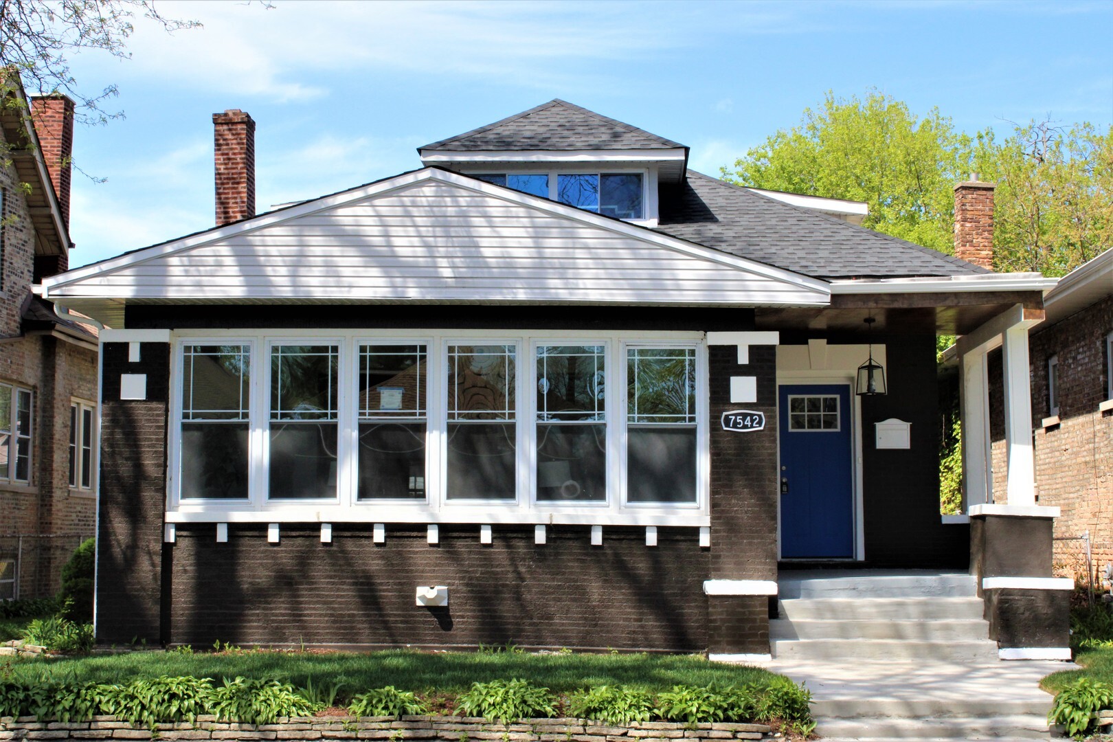 Property Photo:  7542 S Ridgeland Avenue  IL 60649 