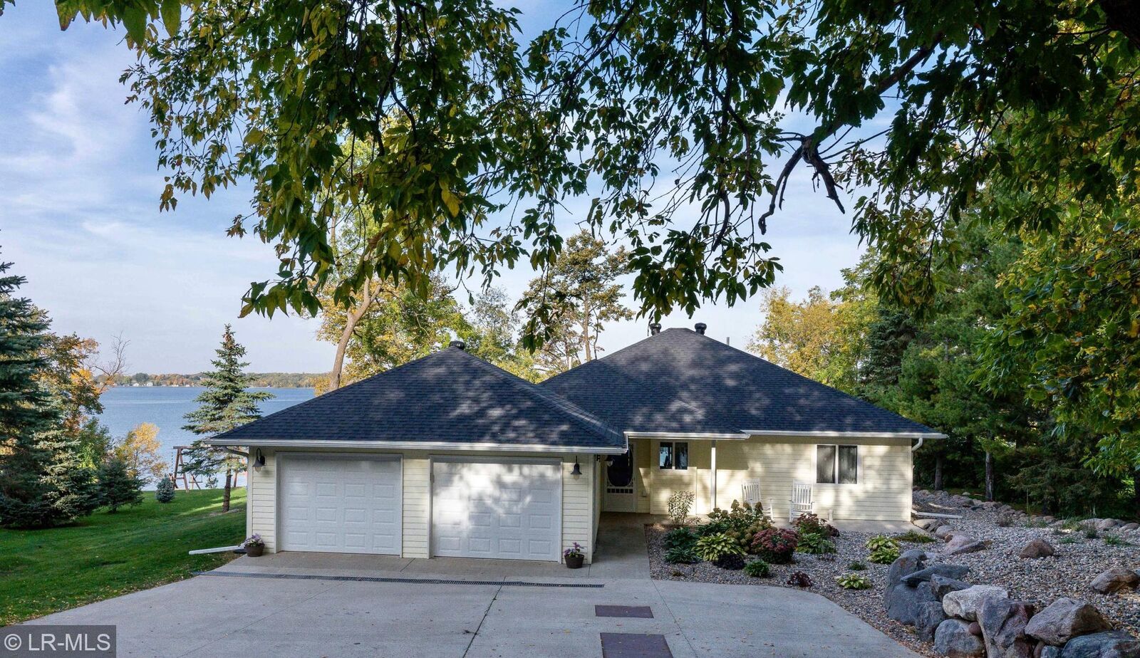 Property Photo: 31129 E Jewett Drive MN 56537