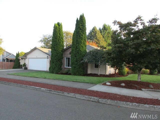 Property Photo:  15207 SE 24th St SE  WA 98683 