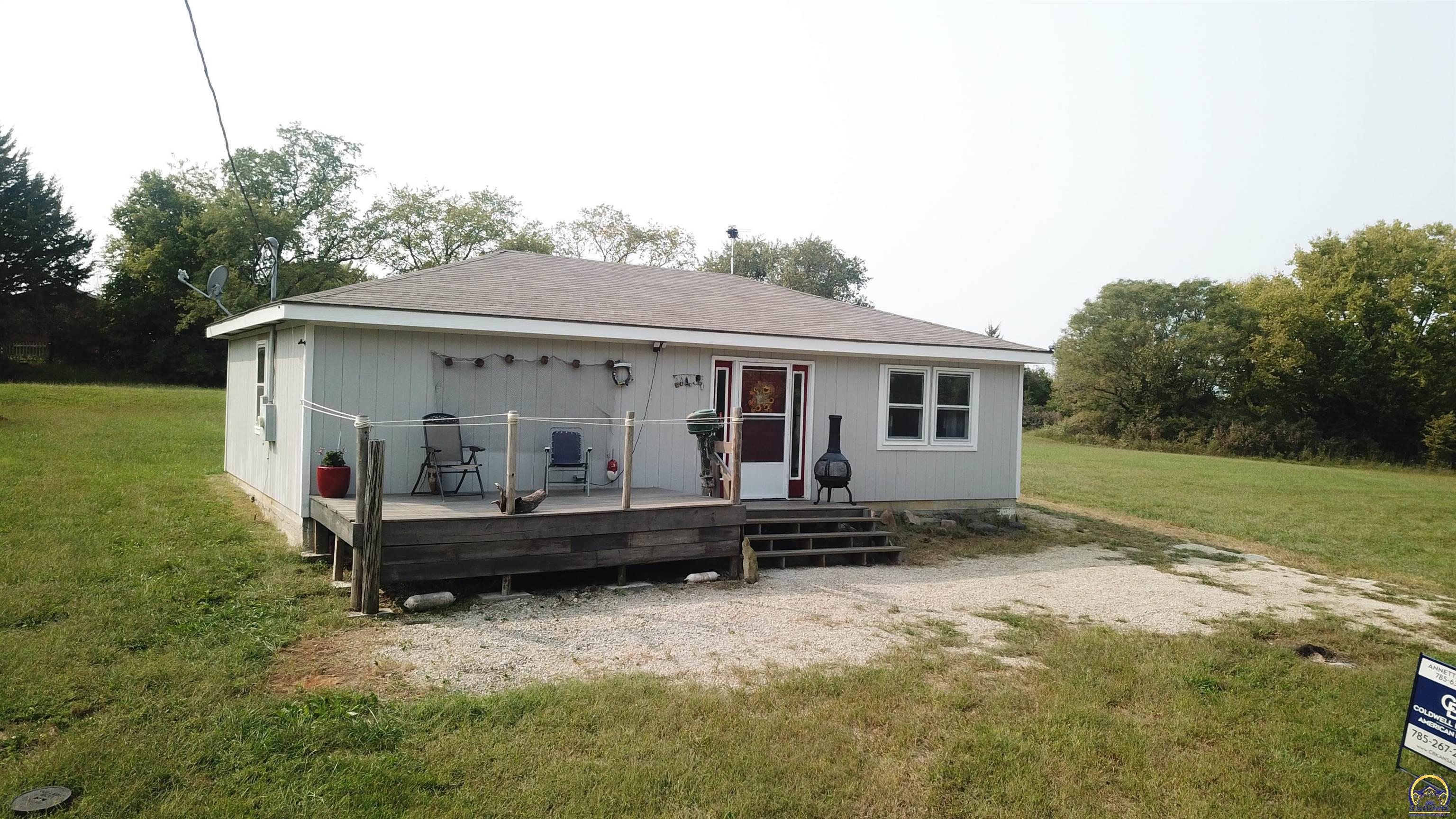 Property Photo: 21470 S Sail A Way Dr KS 66524