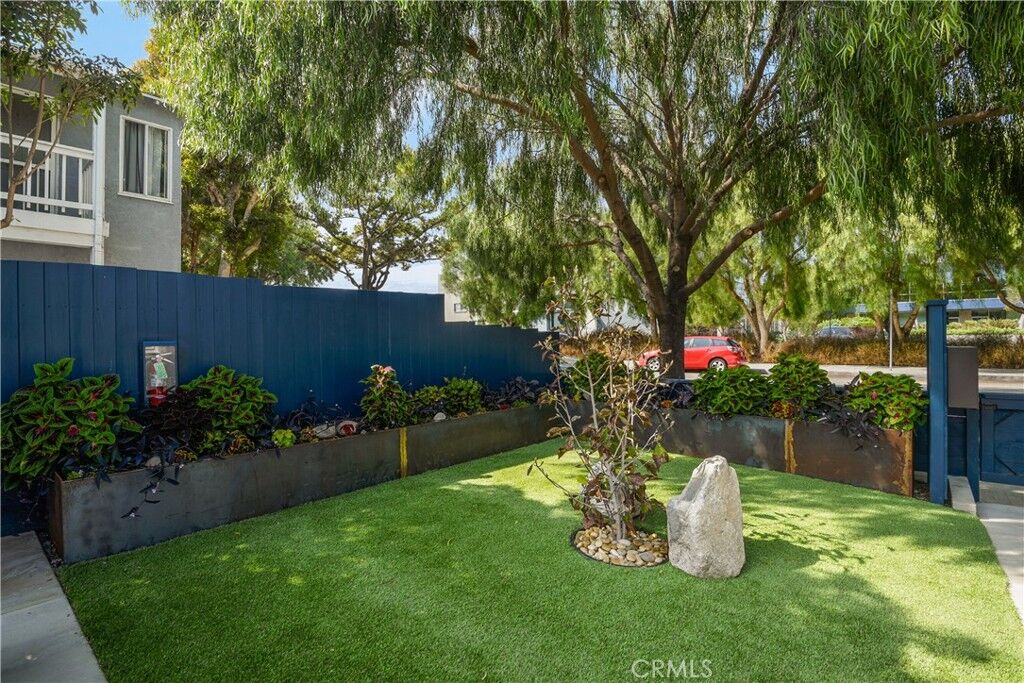 Property Photo:  3032 Exposition Boulevard  CA 90404 