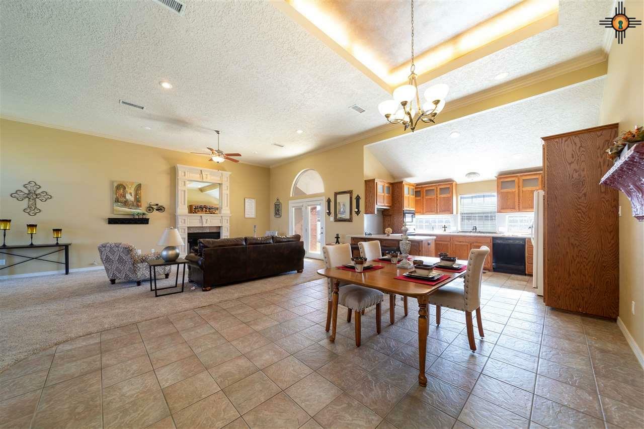 Property Photo: 113 Burch NM 88101