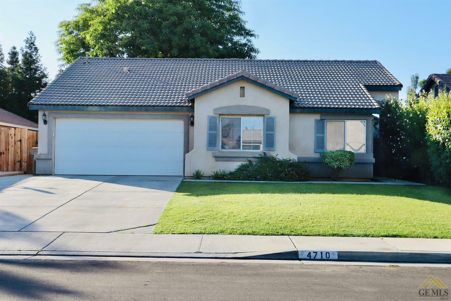 4710 Silver Mountain Ct Court  Bakersfield CA 93311 photo