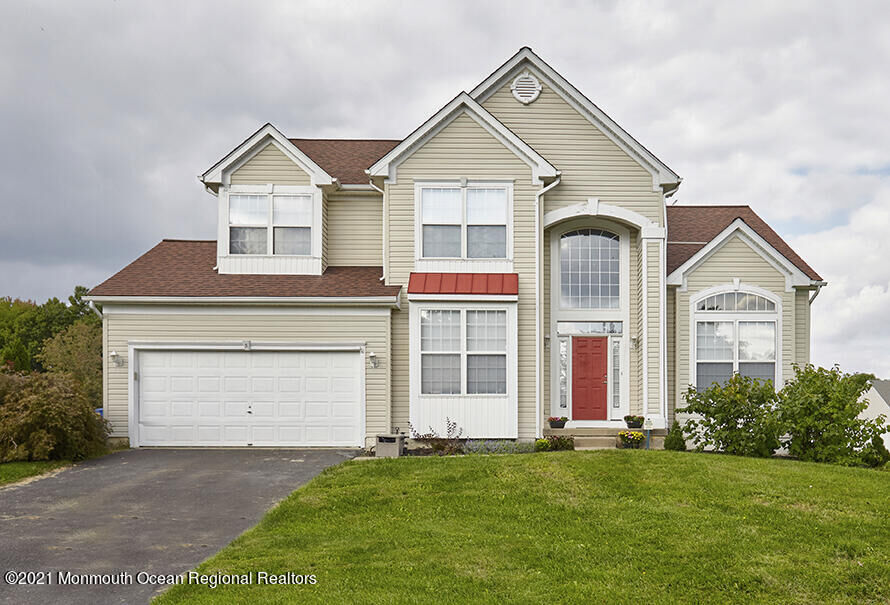 Property Photo:  5 Castle Road  NJ 08016 