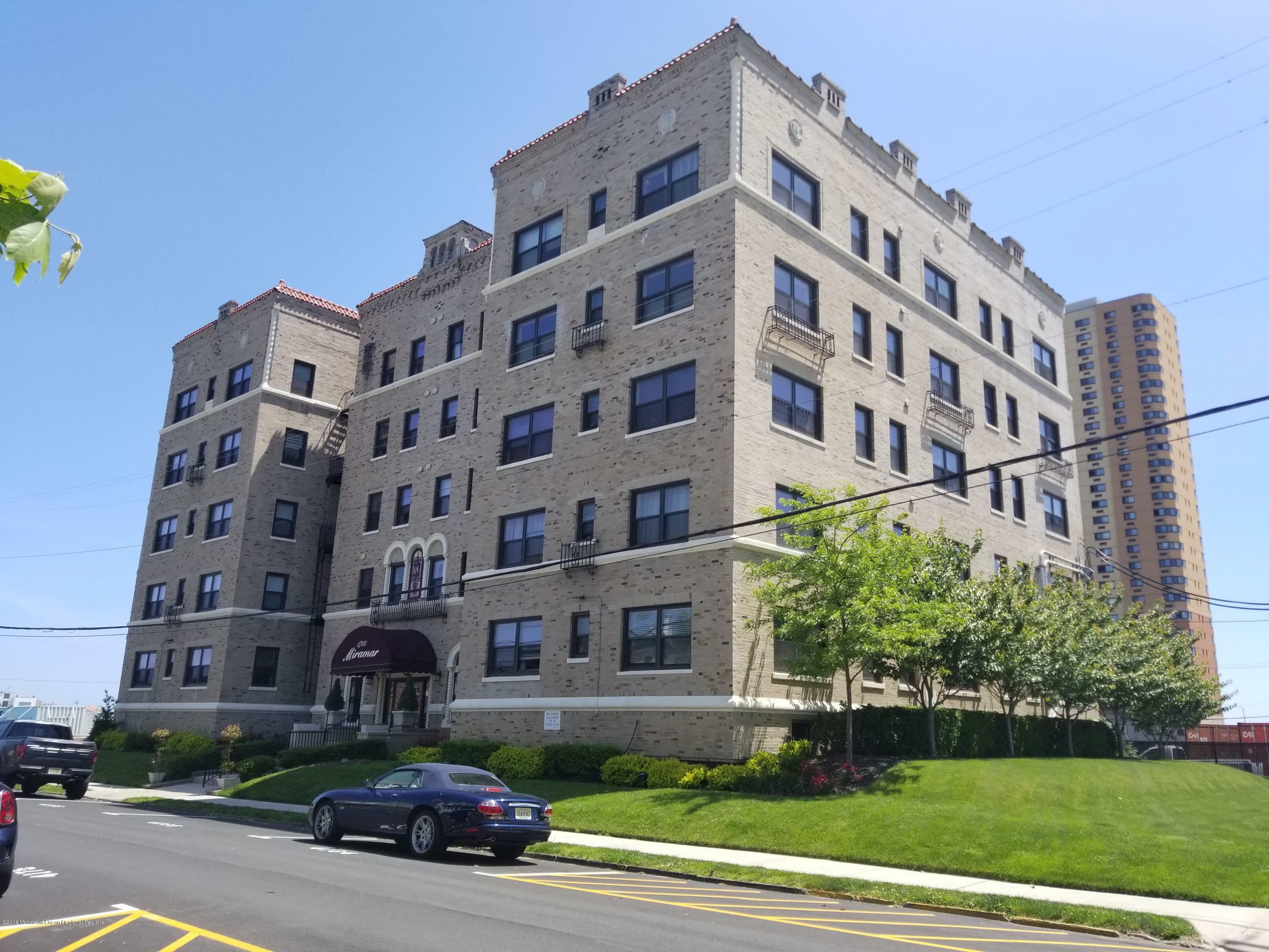 Property Photo:  1700 Webb Street 2G  NJ 07712 