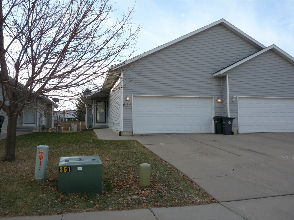 Property Photo: 635 Broderick Drive NE IA 52402
