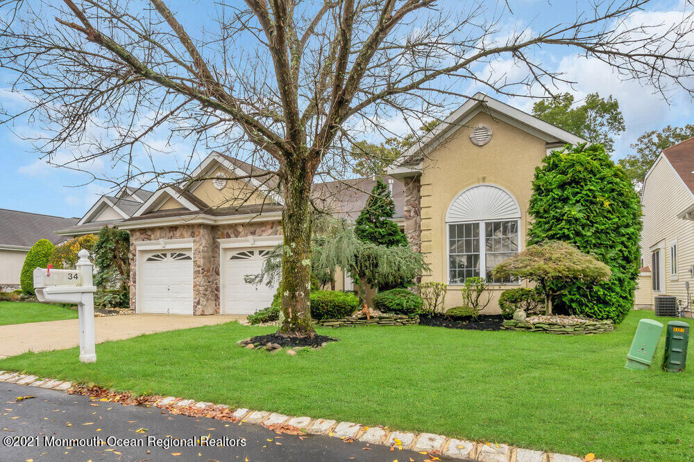 Property Photo:  34 Pine Valley Road  NJ 08527 