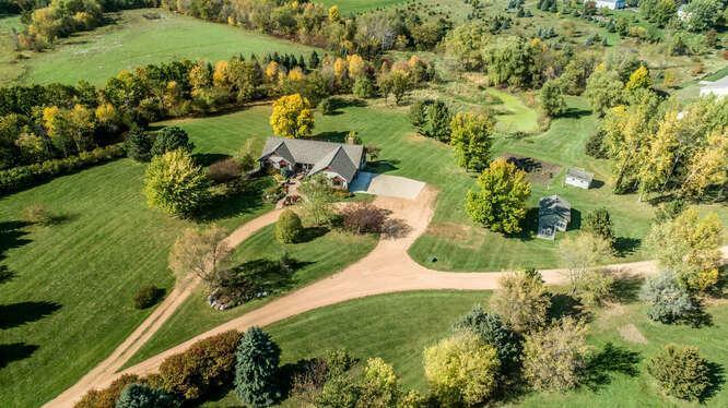 Property Photo: 4910 Hickory Hills Trail MN 55372