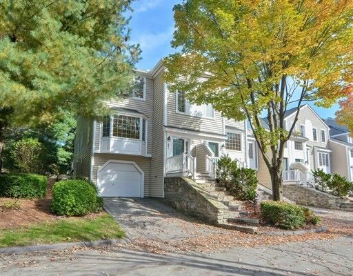 Property Photo: 601 Browning Ln 601 MA 01609