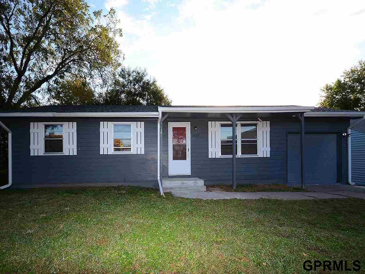 Property Photo: 3827 N 70 NE 68104