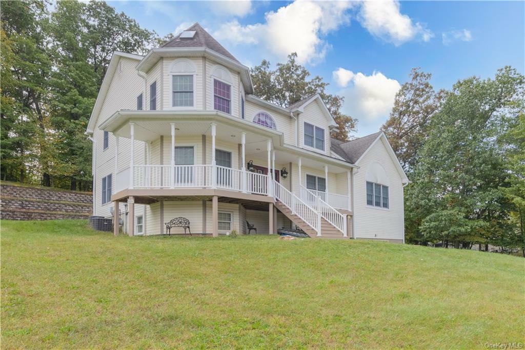 14 Oriole Street  Chestnut Ridge NY 10977 photo