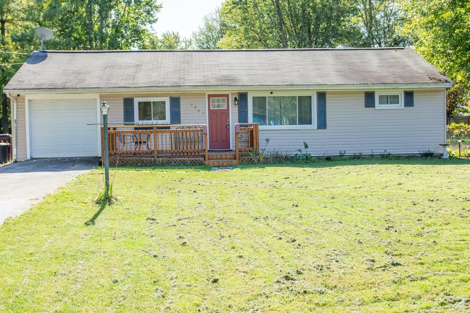 Property Photo:  1357 Emerson Ln  OH 45150 