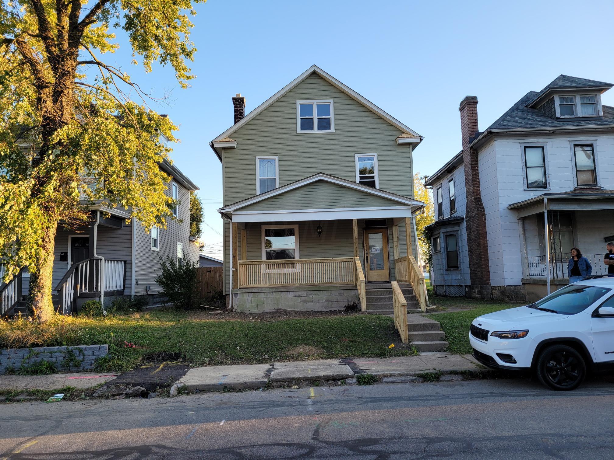 Property Photo: 1399 Mount Vernon Avenue OH 43203