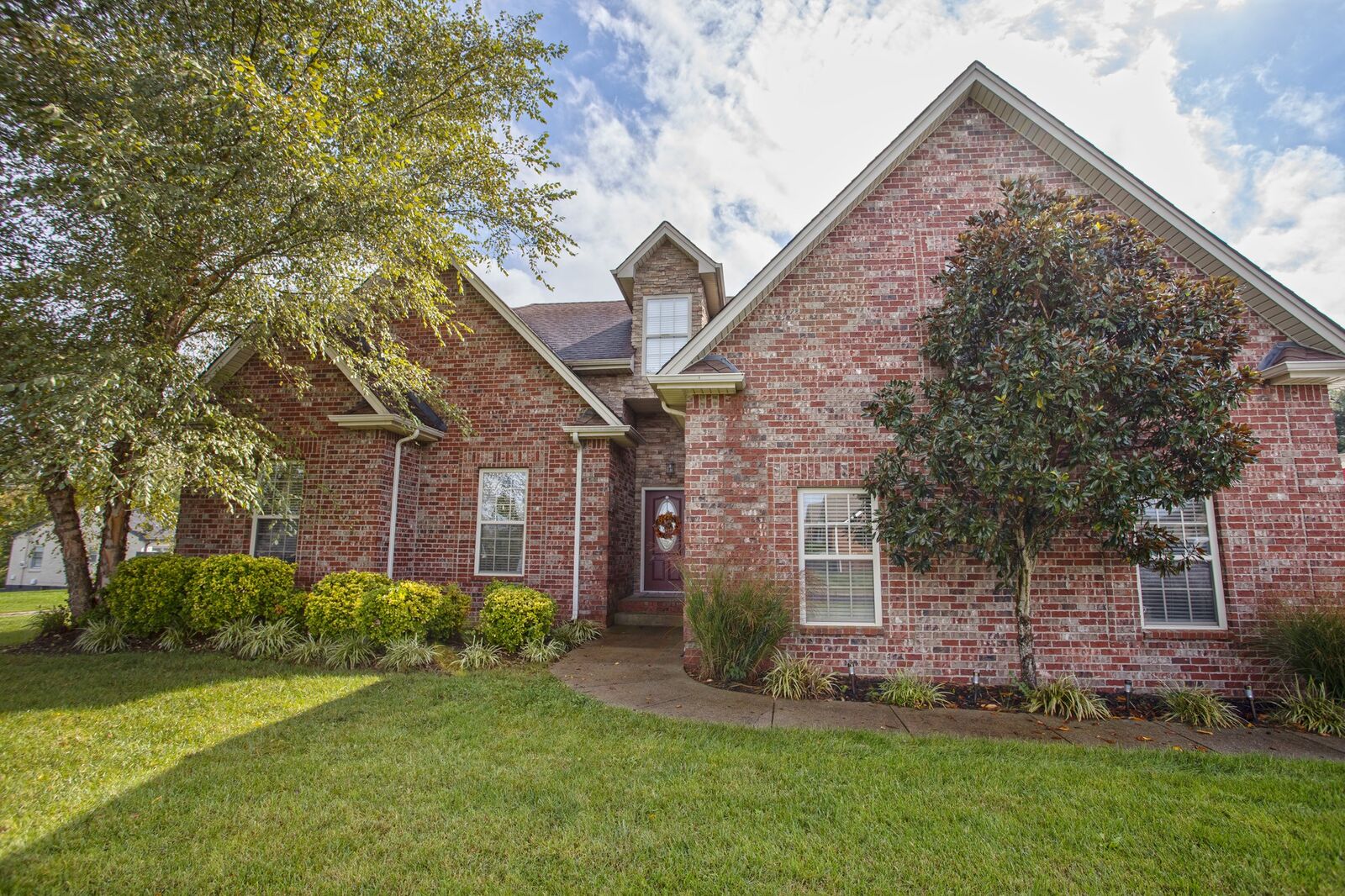 Property Photo:  1012 Windsong Trl  TN 37073 