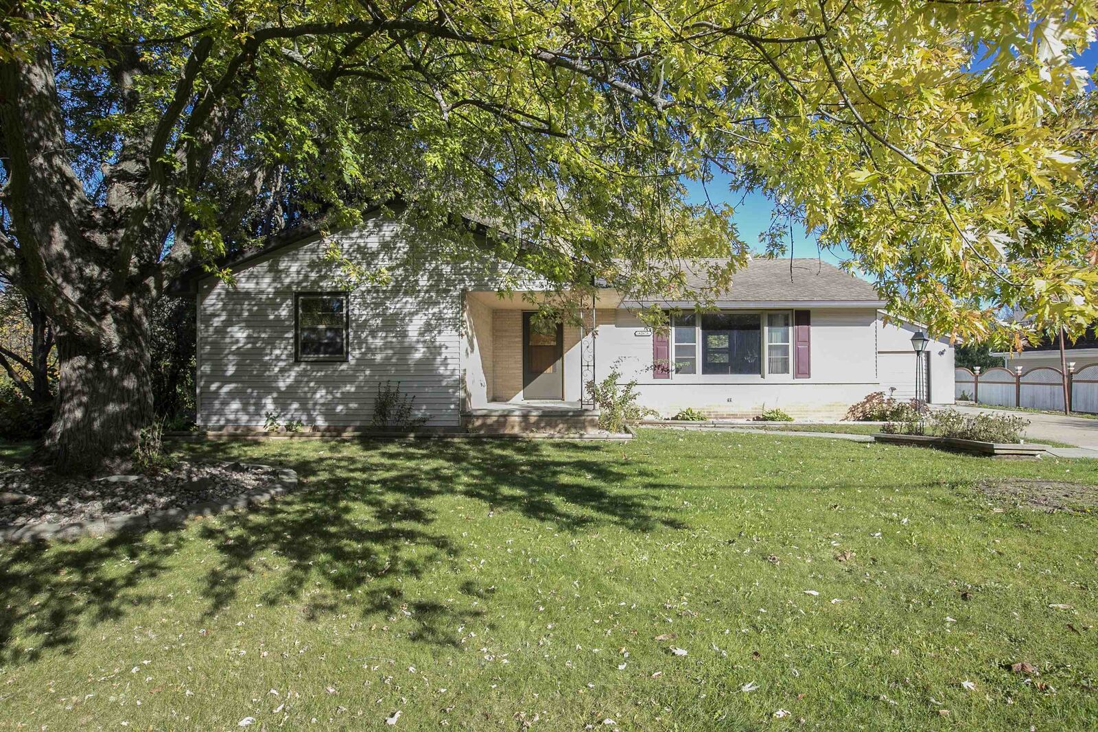 Property Photo:  W2678 Hillside Drive  WI 54915 