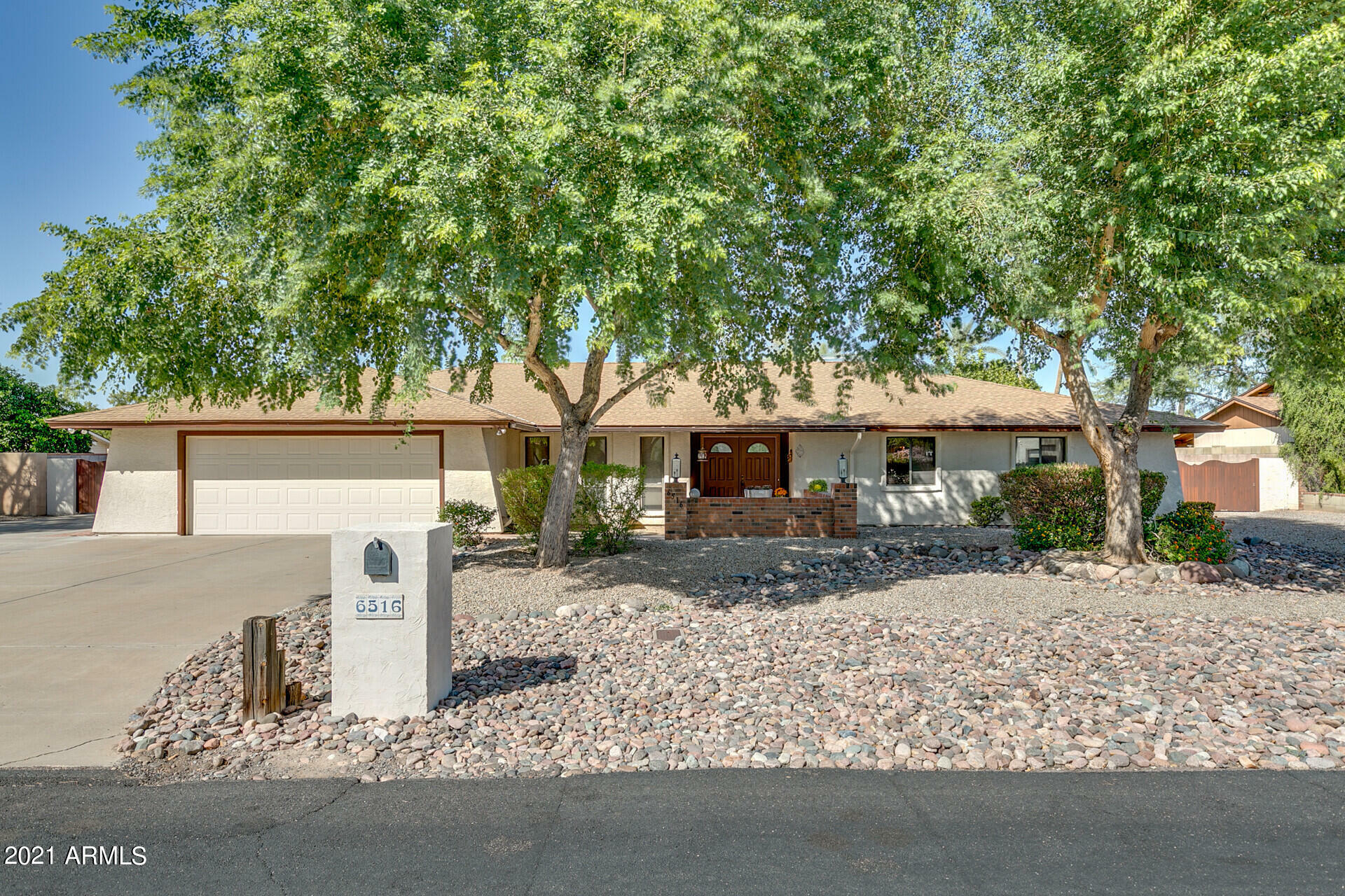 Property Photo:  6516 W Villa Theresa Drive  AZ 85308 