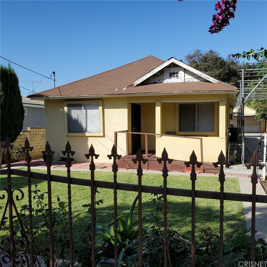 Property Photo:  409 E Pearl Street  CA 91776 