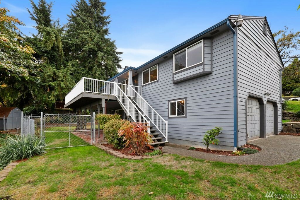 Property Photo:  8421 S 124th St  WA 98178 