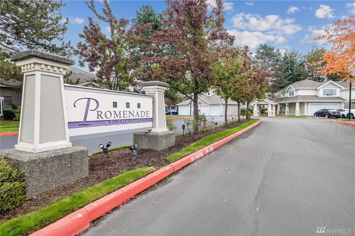 Property Photo: 23315 54th Ave S 3-2 WA 98032