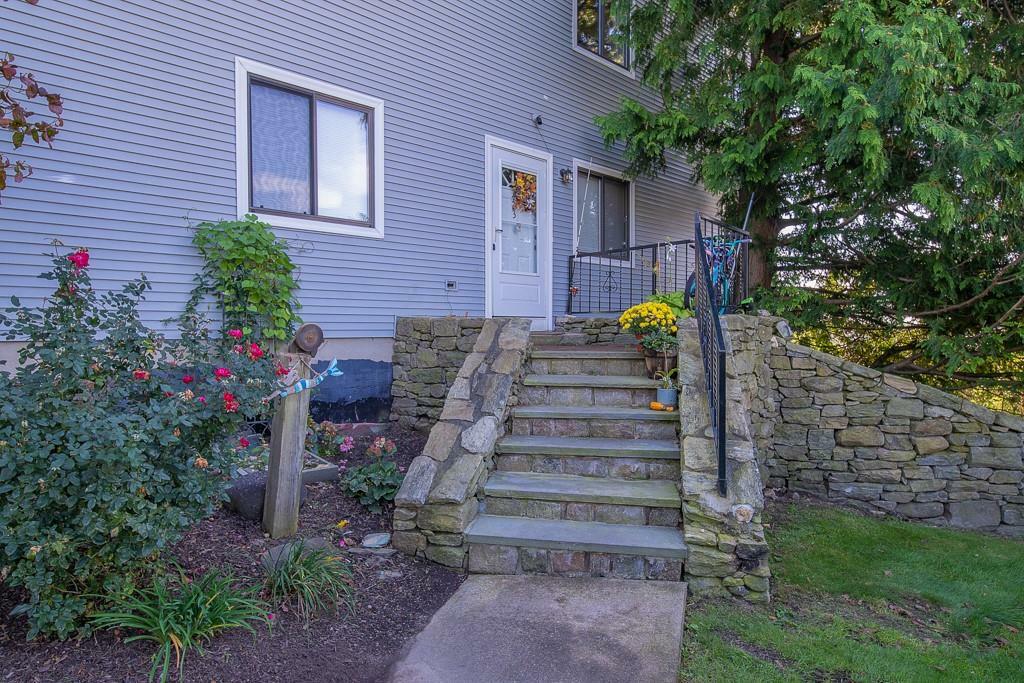 Property Photo:  66 Girard Av, Unit#423  RI 02840 