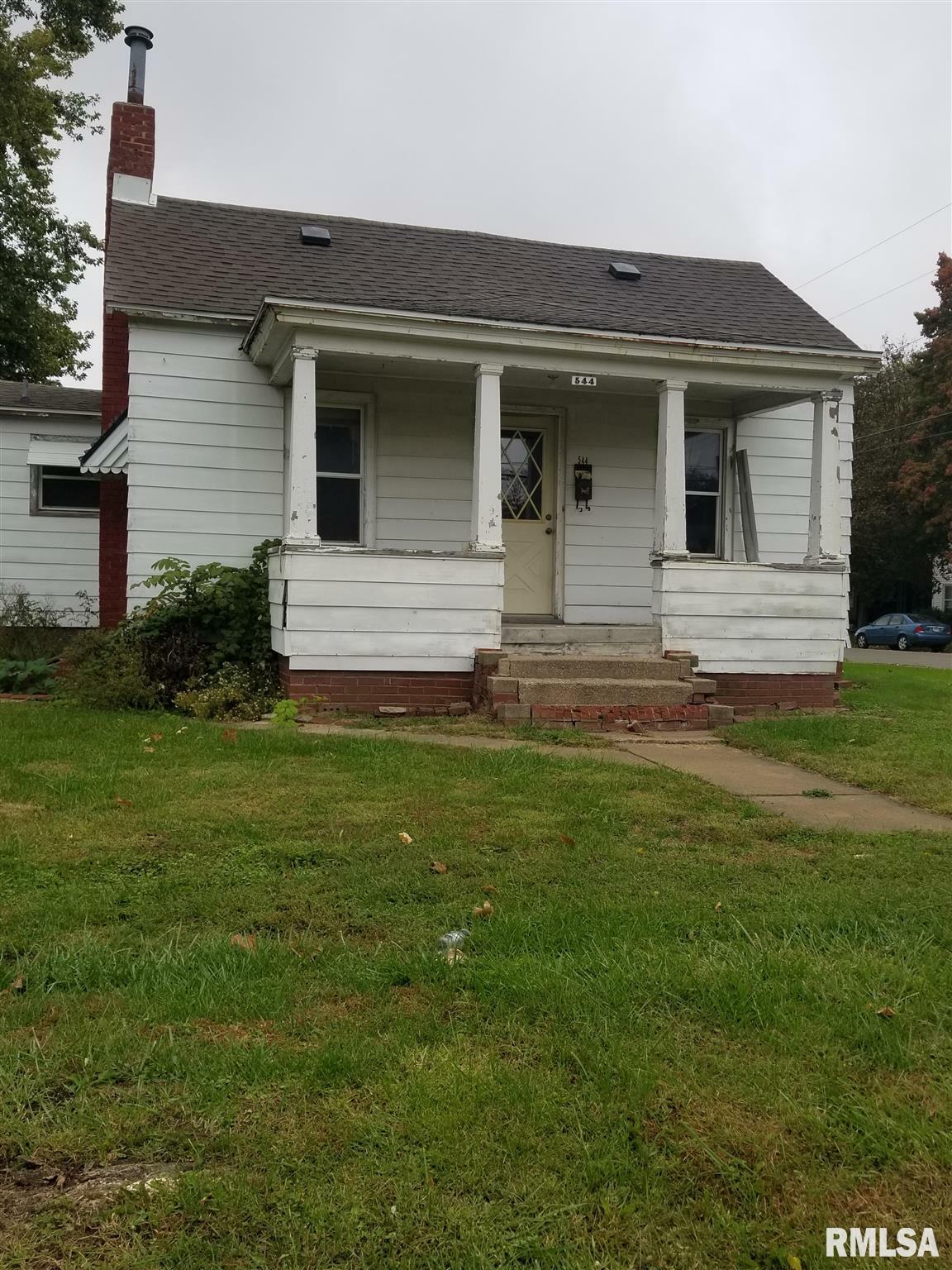 544 N Avenue B  Canton IL 61520 photo