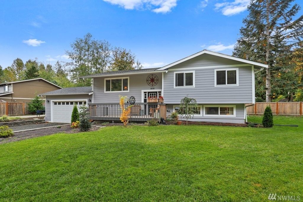 Property Photo:  8018 E Cricket Lane  WA 98366 