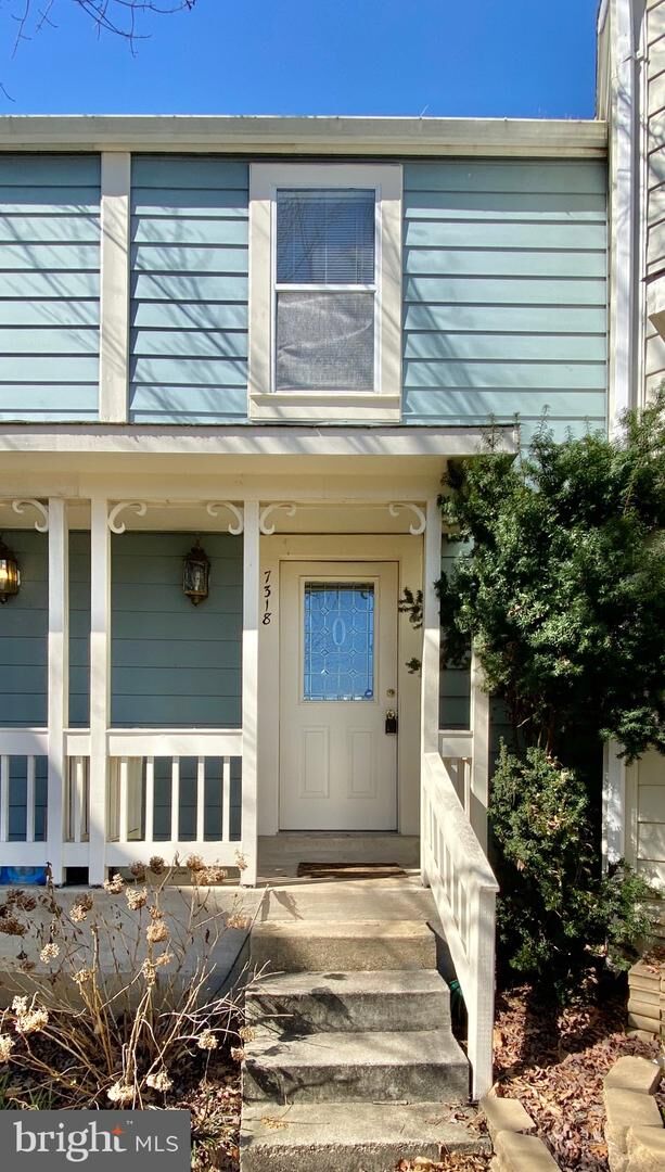 Property Photo:  7318 Eastgate Lane  VA 22315 
