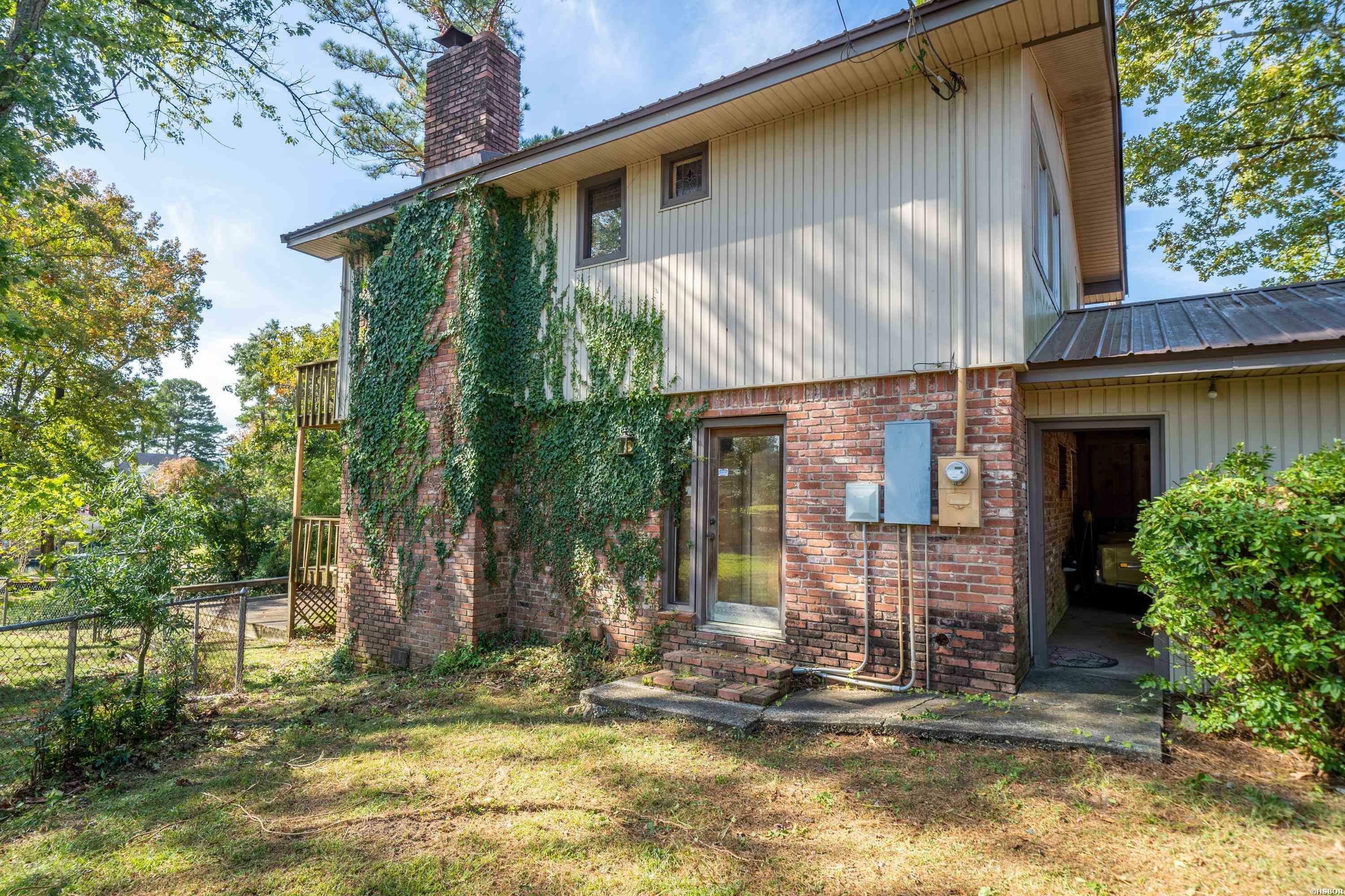 Property Photo:  271 Peninsula Drive  AR 71901 