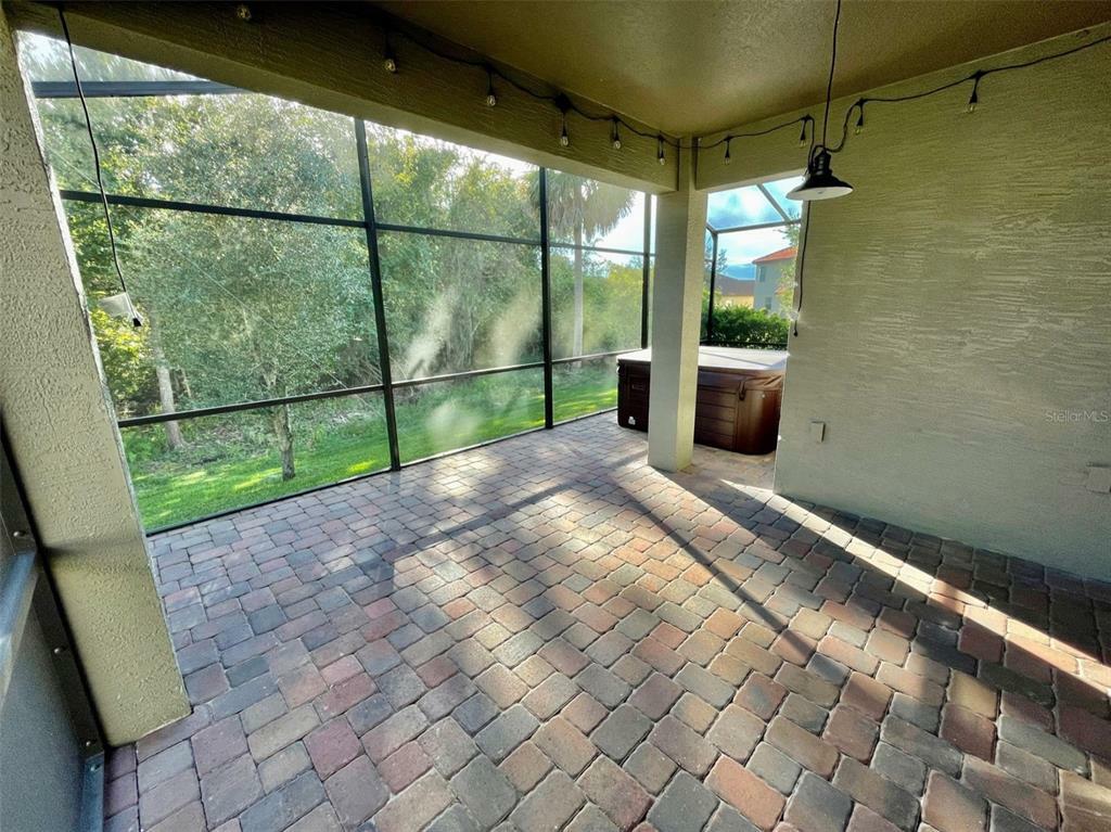 Property Photo: 158 Ancona Avenue FL 32713