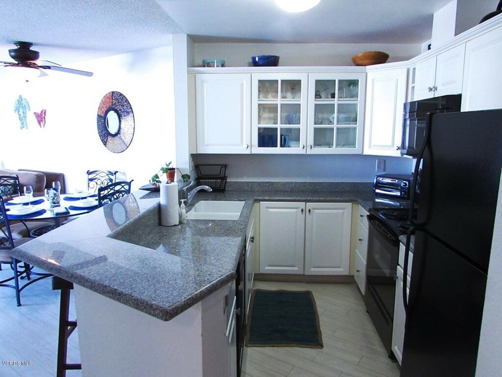 Property Photo:  3101 Peninsula Road 312  CA 93035 