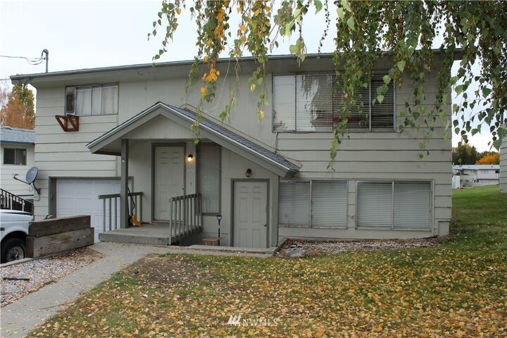 331 NE 11th Street  East Wenatchee WA 98802 photo