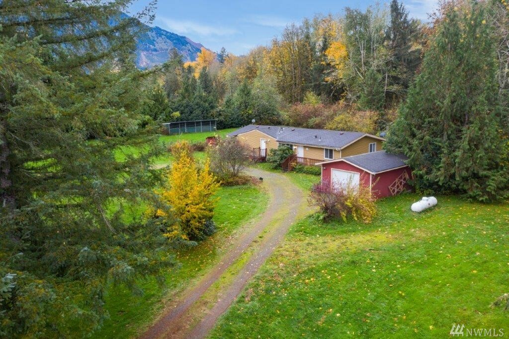Property Photo: 5527 Mosquito Lake Rd WA 98244