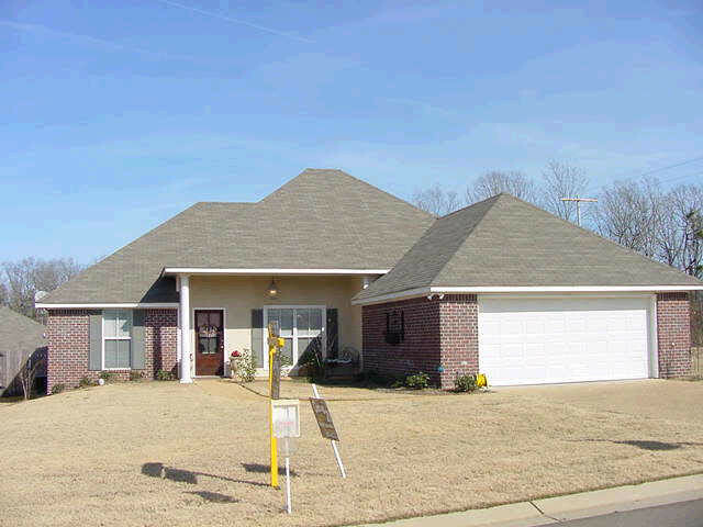 Property Photo:  455 Abbey Woods  MS 39047 