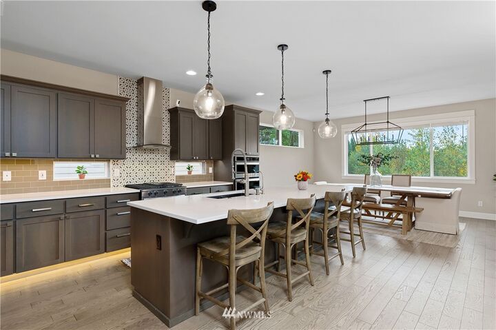 Property Photo:  14675 Crestwood Place E  WA 98391 