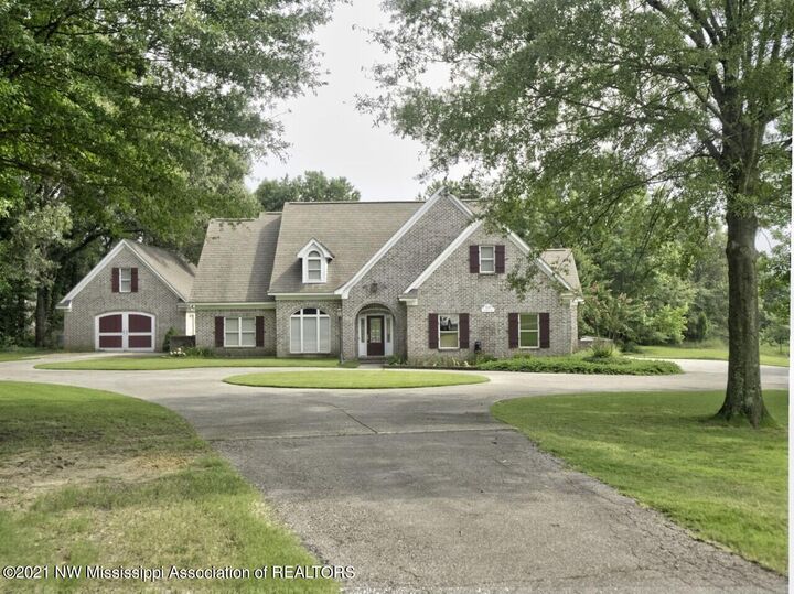 1528 Baldwin Road  Lake Cormorant MS 38641 photo