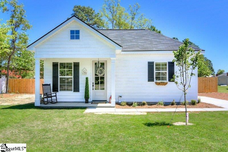 Property Photo:  122 Webster Road  SC 29607 