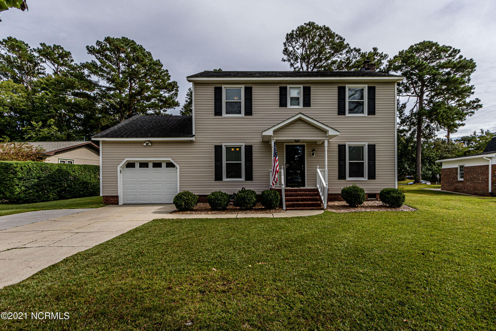 Property Photo:  607 Littlejohn Avenue  NC 28546 
