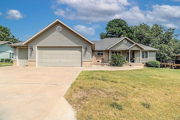 16 Scotsdale Place  Bella Vista AR 72715 photo