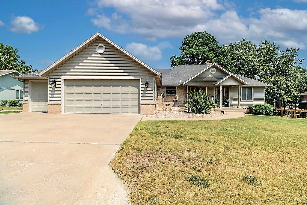 Property Photo: 16 Scotsdale Place AR 72715