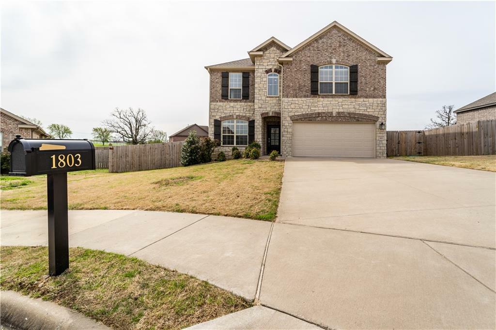 Property Photo:  1803 Tanglewood Circle  AR 72718 