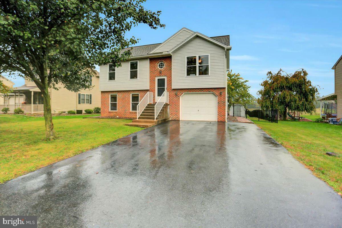 Property Photo:  1457 Mountain Shadow Terrace  PA 17222 