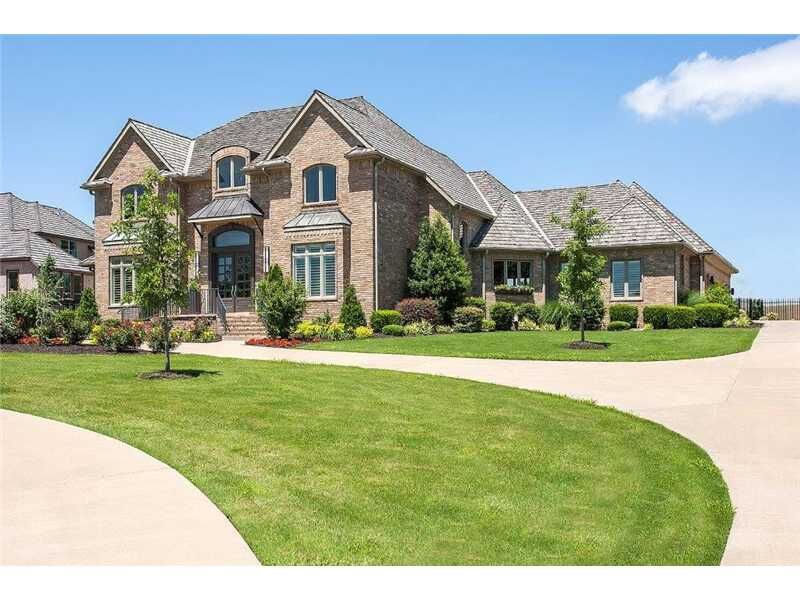 Property Photo: 4 W Old Course Circle AR 72758