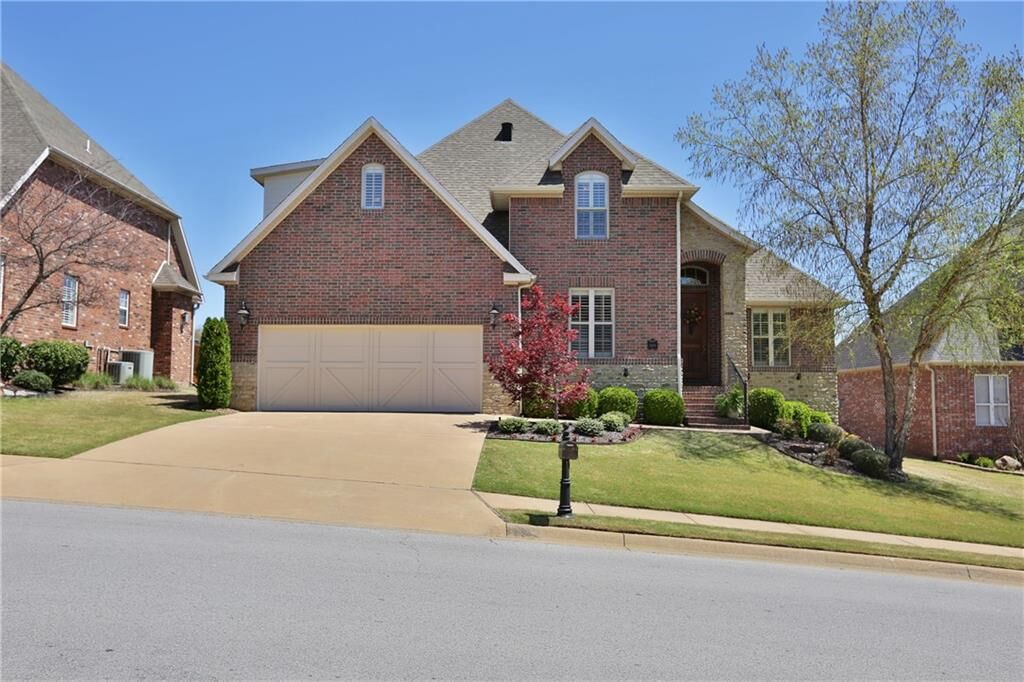 Property Photo:  6204 W Valley View Road  AR 72758 