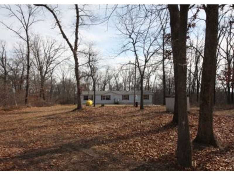Property Photo:  302 Haxton Road  AR 72712 