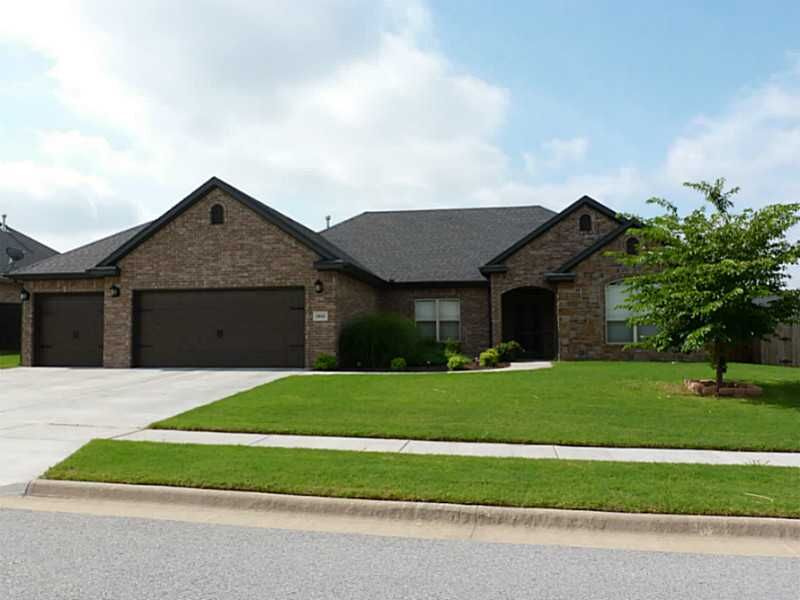 Property Photo: 4845 W Tumbleweed Street AR 72704