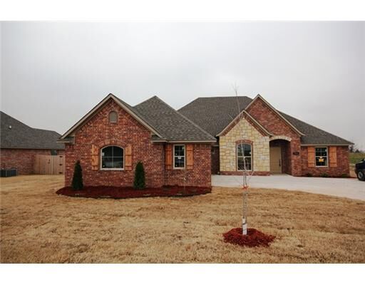 Property Photo:  3805 SW Flatrock Avenue  AR 72712 